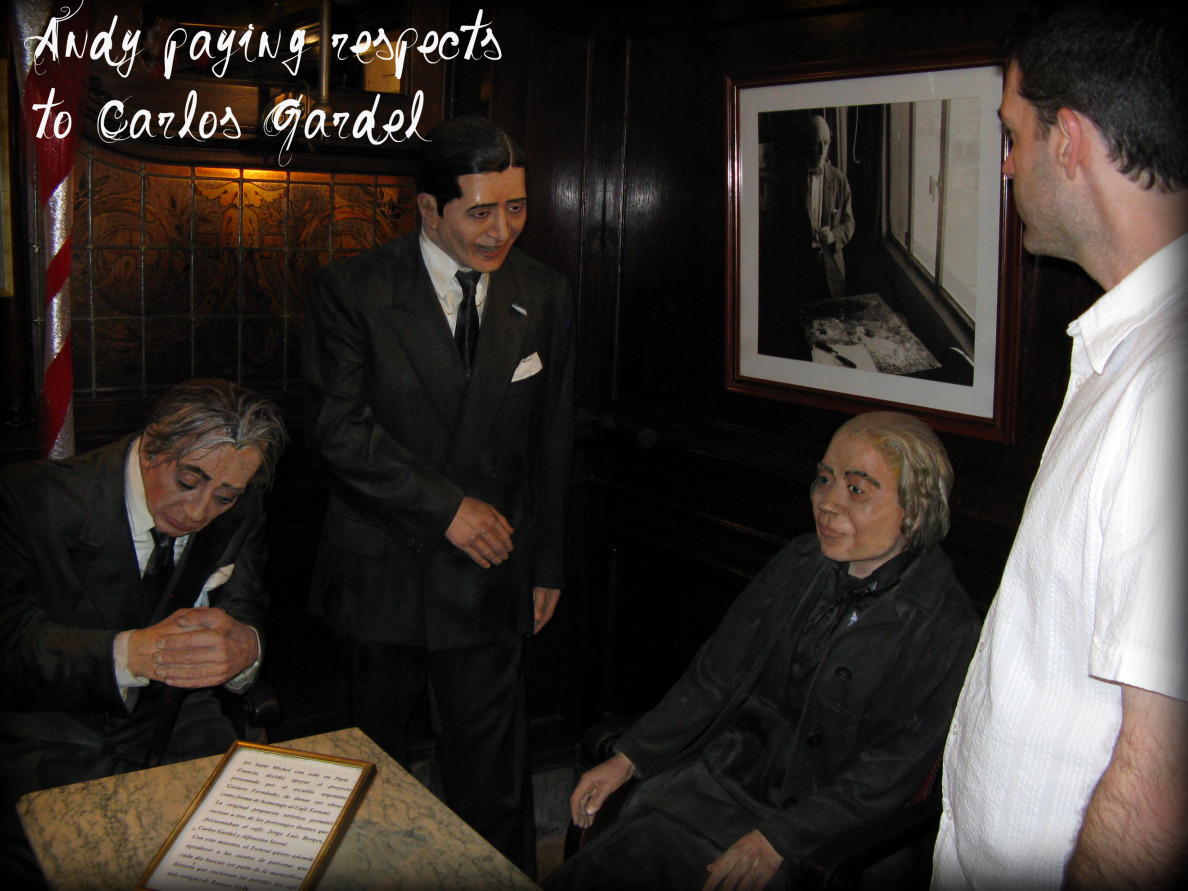 Paying respects to Carlos Gardel