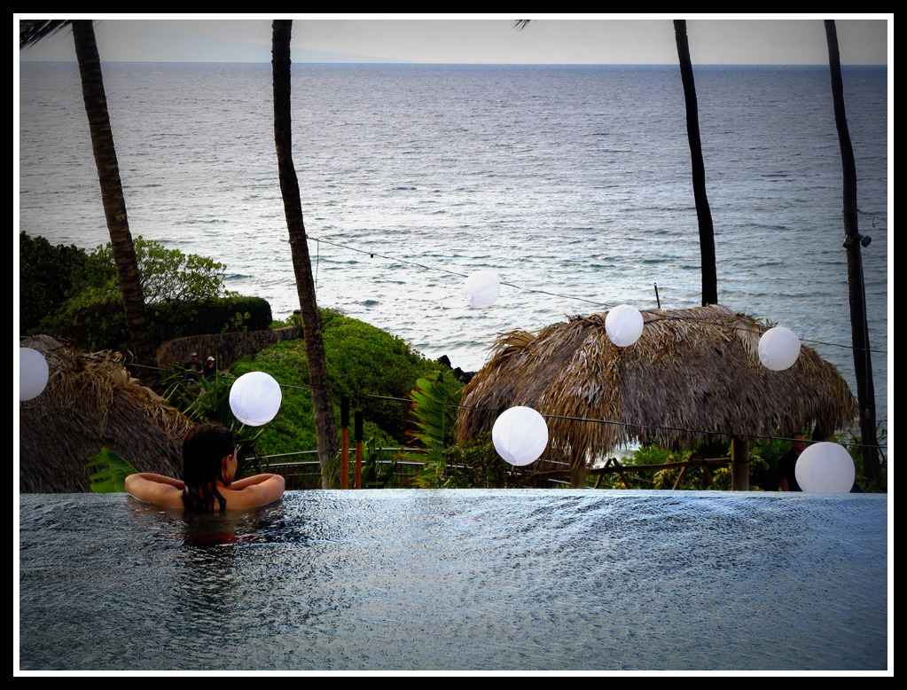 Infinity Pool at Four Seasons with Pacific Ocean